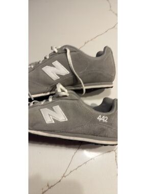 New Balance 442 Grey Sneakers size 11